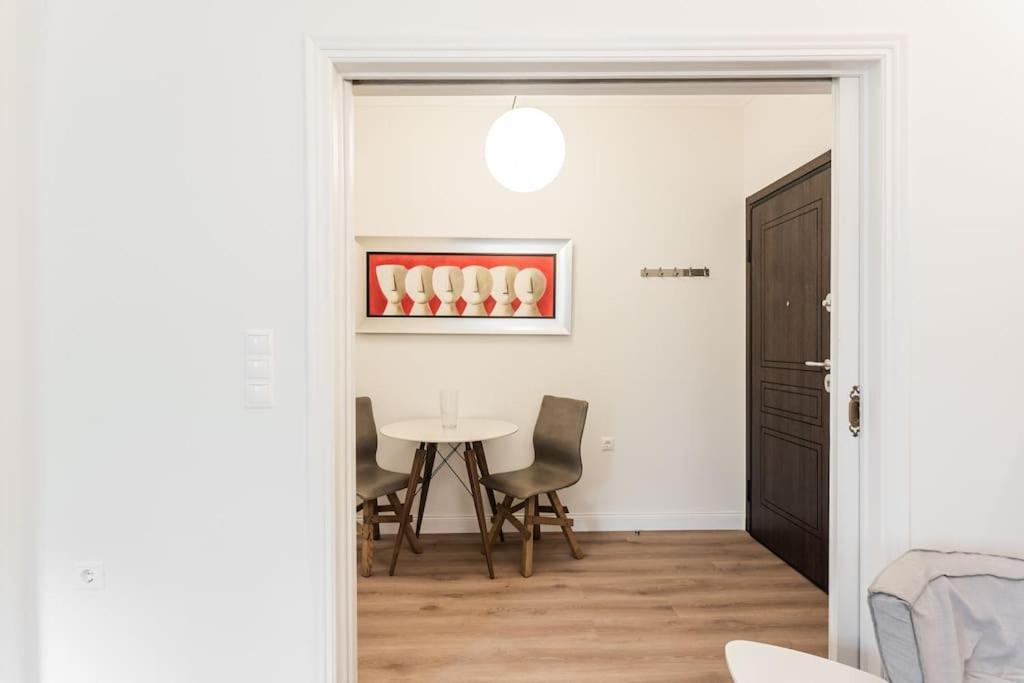 Apartamento Family House Under The Acropolis Atenas Exterior foto